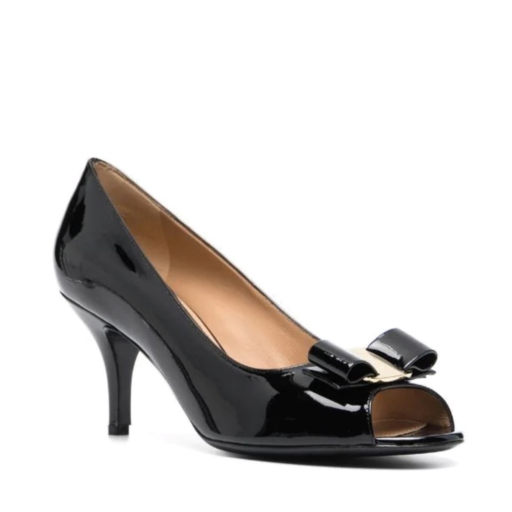 Salvatore Ferragamo Pola open toe 38/8